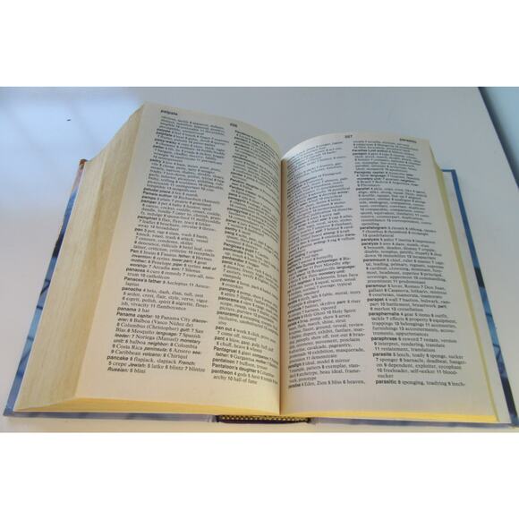 Webster's New Explorer Crossword Puzzle Dictionary Second Edition - Picture 9 of 9